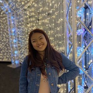 Meet your Posher, Madeline